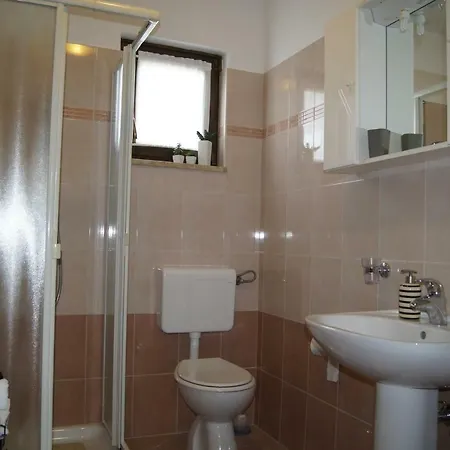 Apartmani Popovic Porec Exterior photo