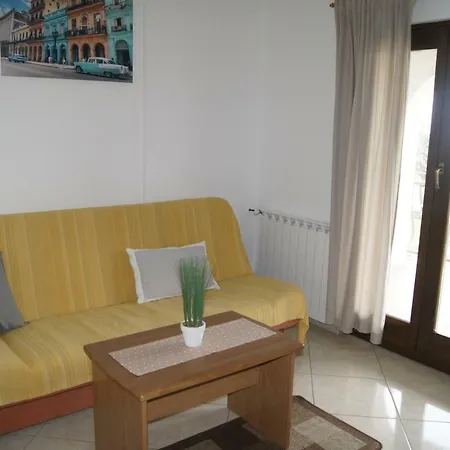 Apartmani Popovic Porec Exterior photo