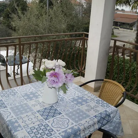 Apartmani Popovic Porec Exterior photo